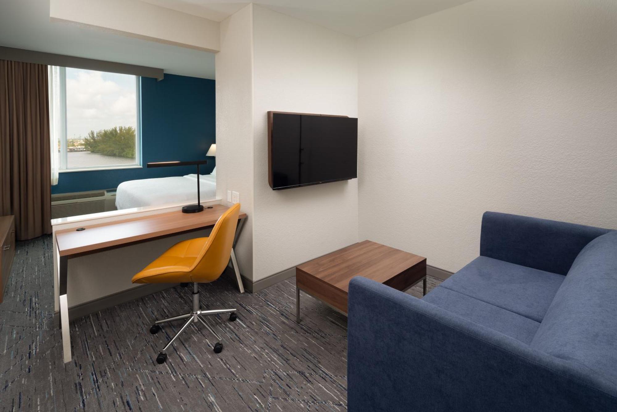 Holiday Inn Express Miami Airport-Blue Lagoon Area, An Ihg Hotel Ngoại thất bức ảnh